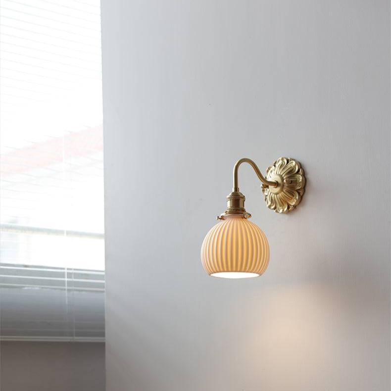 Zeldwyn - Luxury Brass Wall Sconce for Elegant Interiors