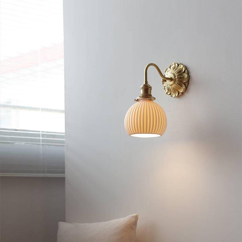 Zeldwyn - Luxury Brass Wall Sconce for Elegant Interiors