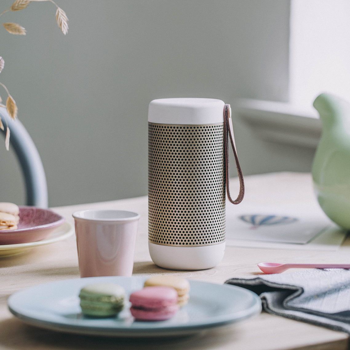 SoundWave - Enceinte Bluetooth Sans Fil avec Batterie Longue Durée