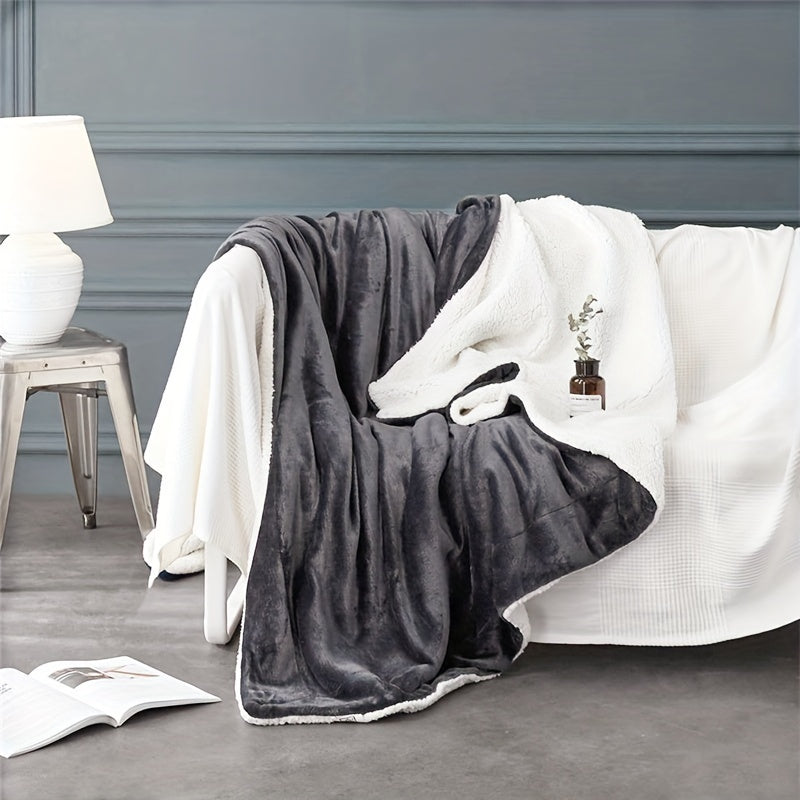 ZovaWarm - Ultra-Soft Sherpa Fleece Throw Blanket for Optimal Comfort