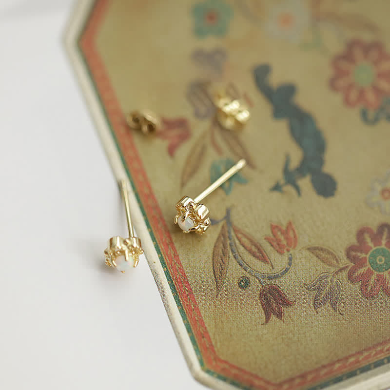 Seraphina - Boucles d'oreilles vintage délicates en opale
