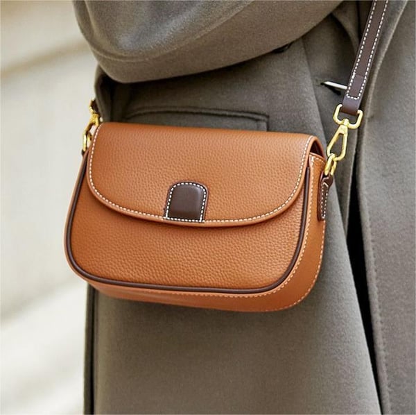 LuxeCarry Bag – Sac Croisé Cuir Stylé