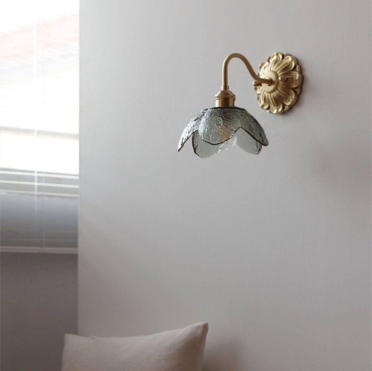 SfeerLuxe - Patinated Glass Wall Sconce with Gooseneck Arm