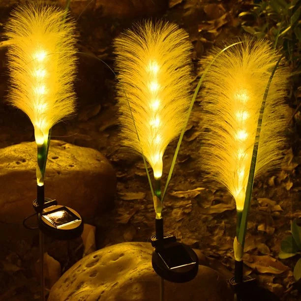 LumiSoleil - Reed-Shaped Solar Garden Lantern