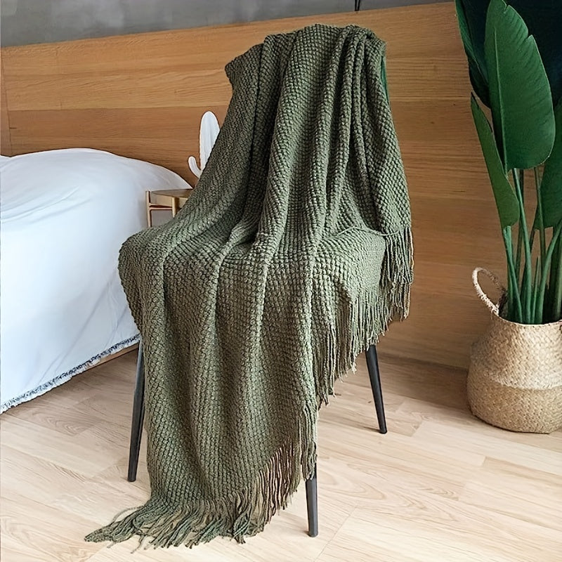 CozyWeave - Knitted Pompom Throw Blanket