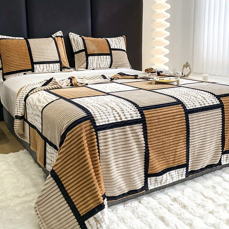 MellowWeave - Soft Flannel Throw Blanket for All Seasons