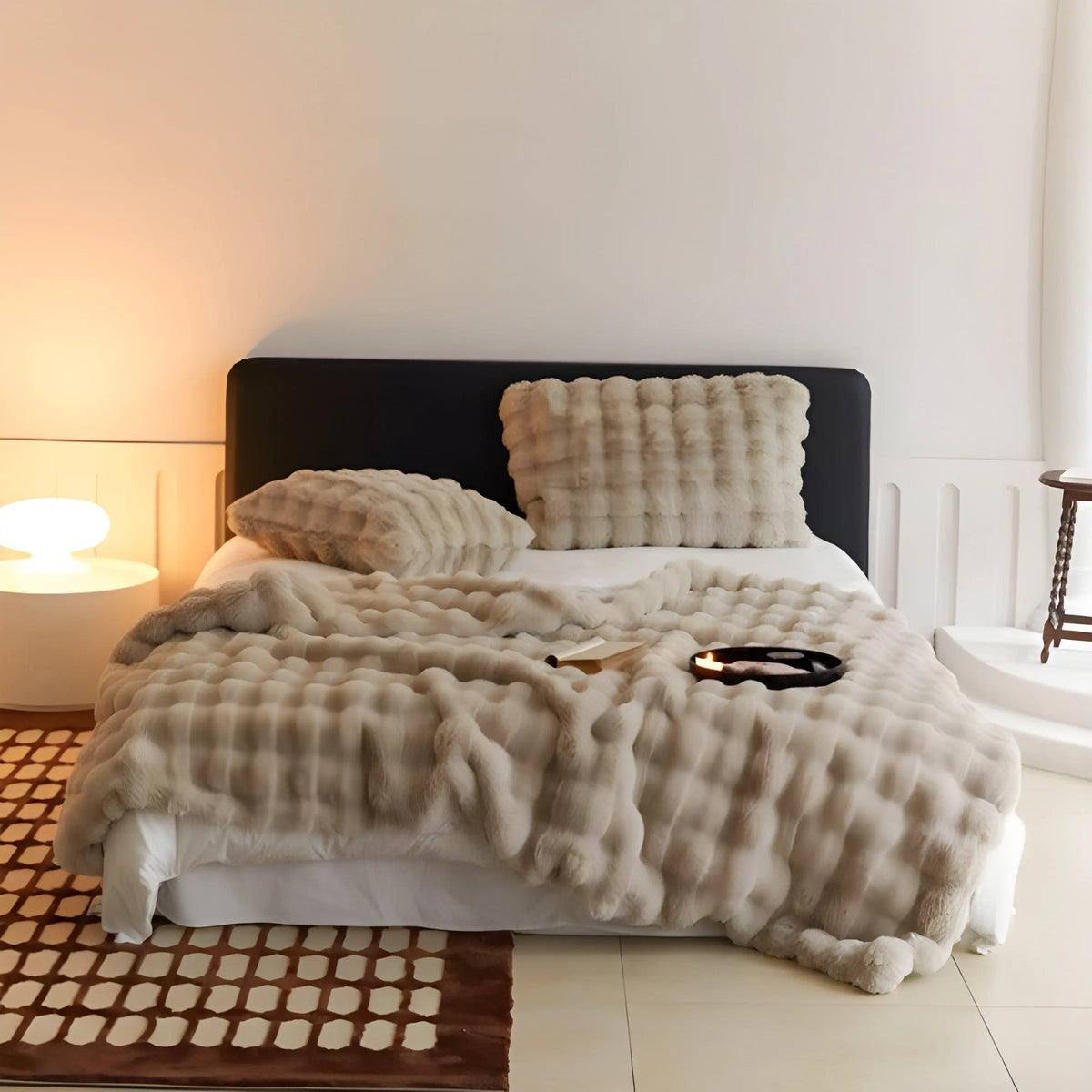 Fluff Bubble - Plush Faux Fur Blanket