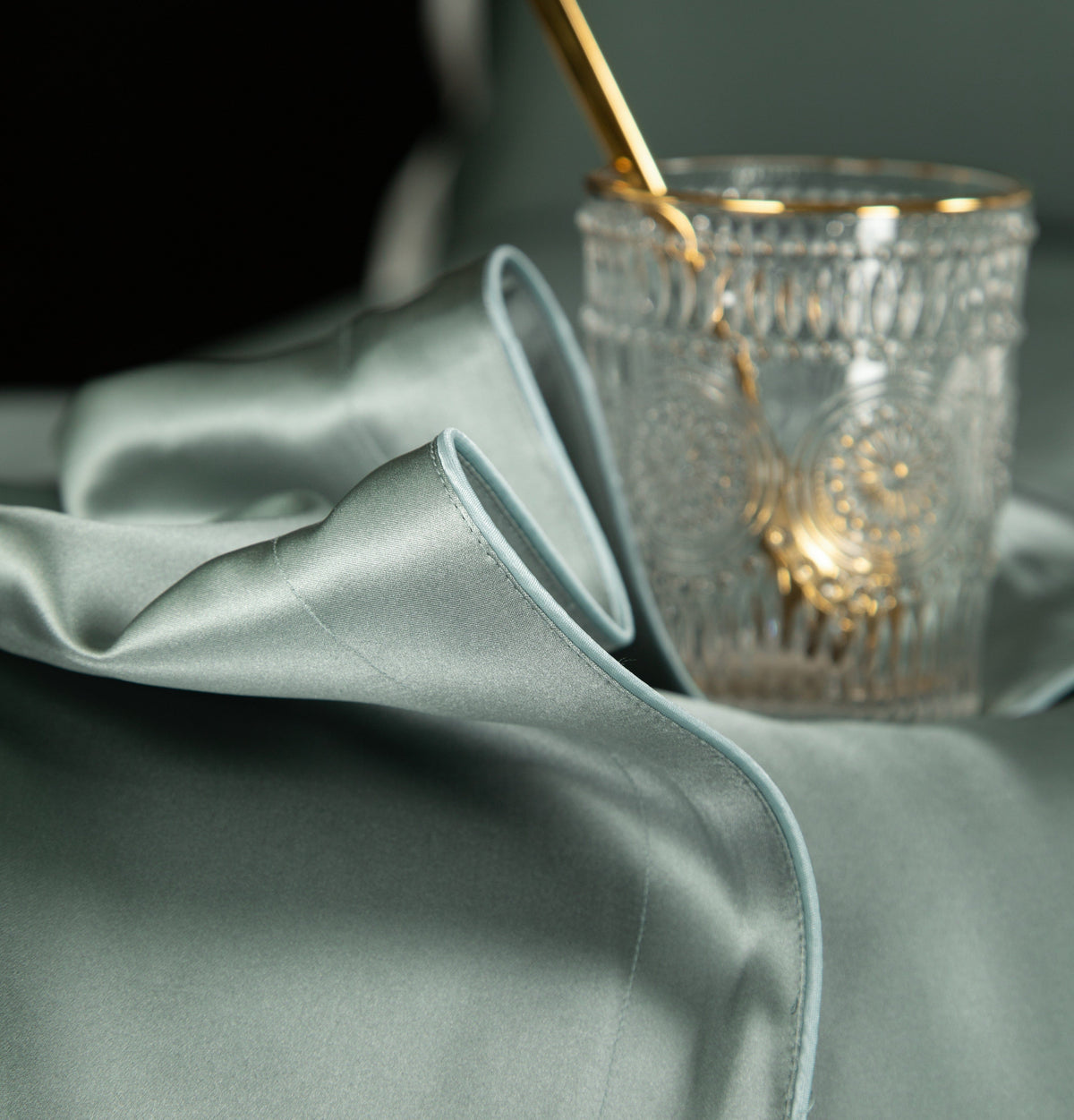 Mulberry Silk Premium - Soft and Breathable Mulberry Silk Bedding Set