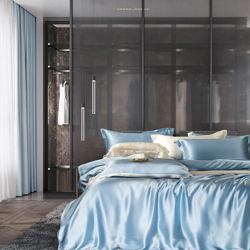 LuxeDream - Sky Blue Mulberry Silk Bedding Set