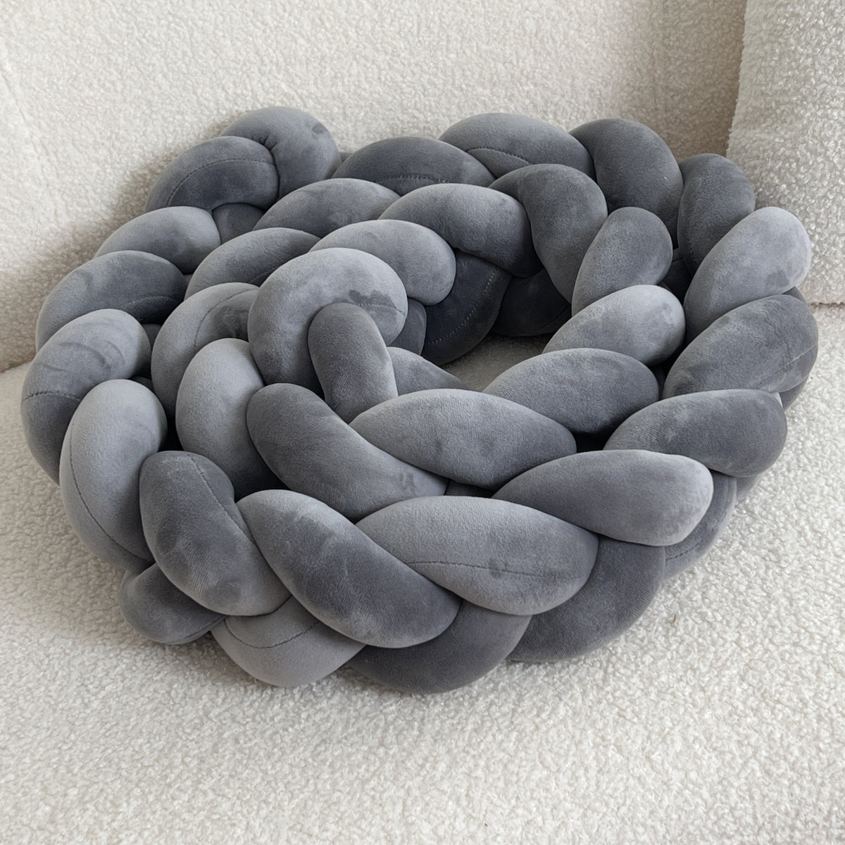 WaveCushion - Modern Geometric Floor Cushion