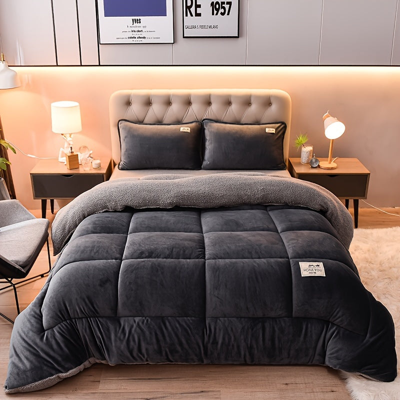 PlumeSnug - Soft Sherpa Fleece Throw Blanket for Ultimate Comfort