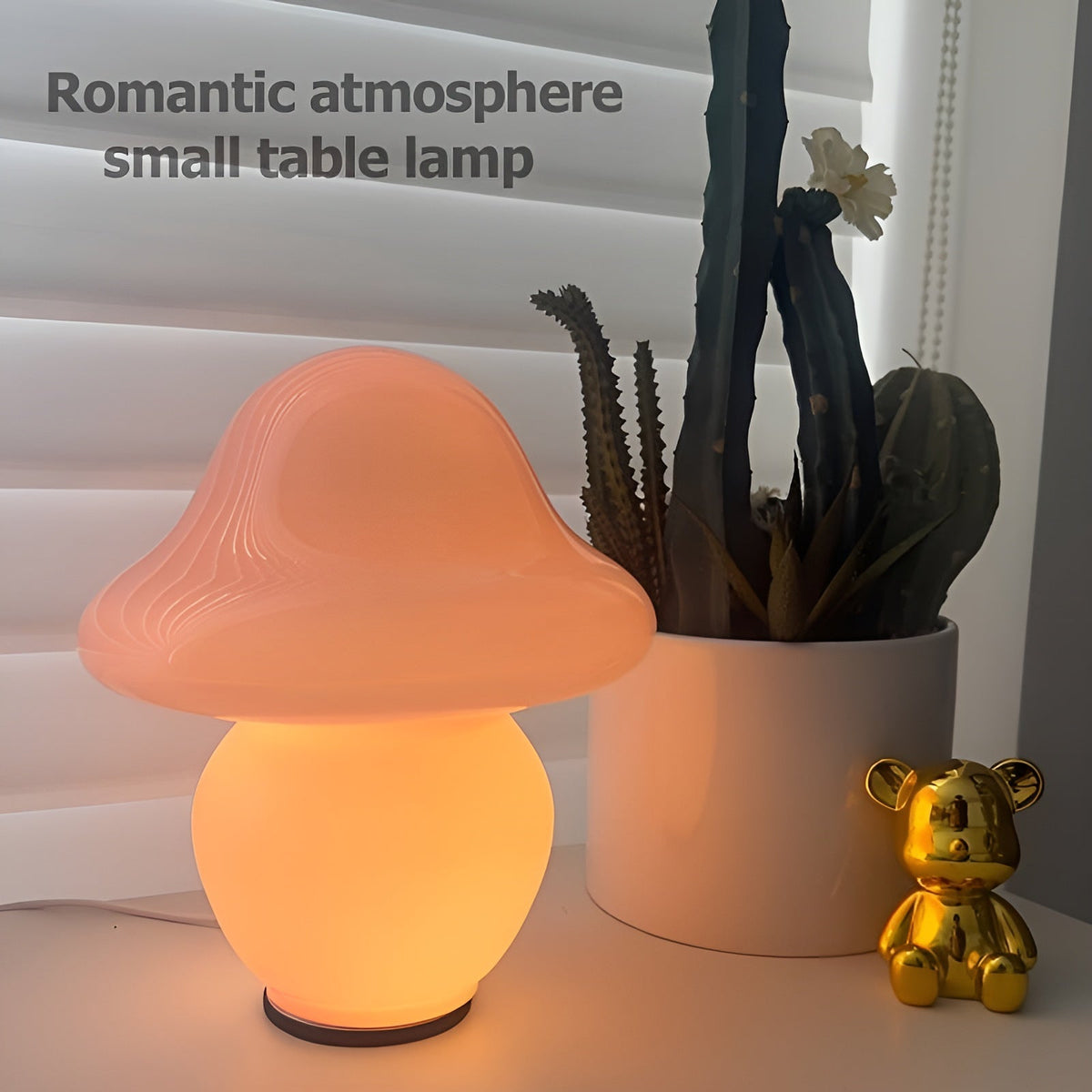 MushroomDream - Glass Mushroom Lamp for a Magical Ambiance