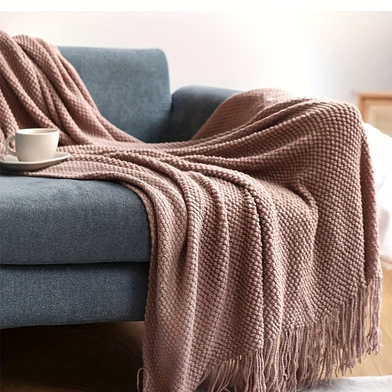 CozyWeave - Knitted Pompom Throw Blanket