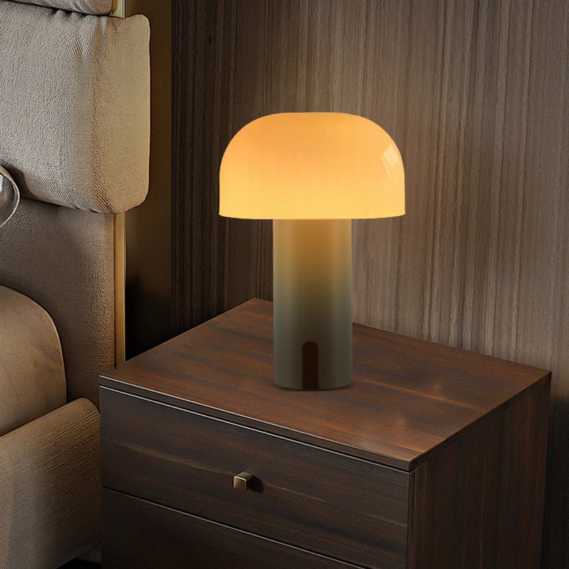 MushroomGlow Table Lamp - Elegant Cordless Light with Touch Control