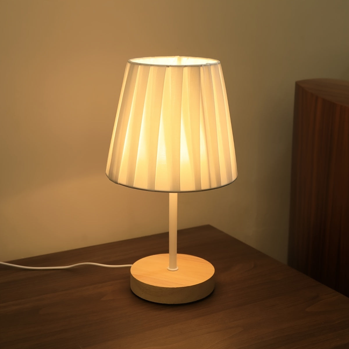 NordicLume - Elegant Wooden Table Lamp with USB Port