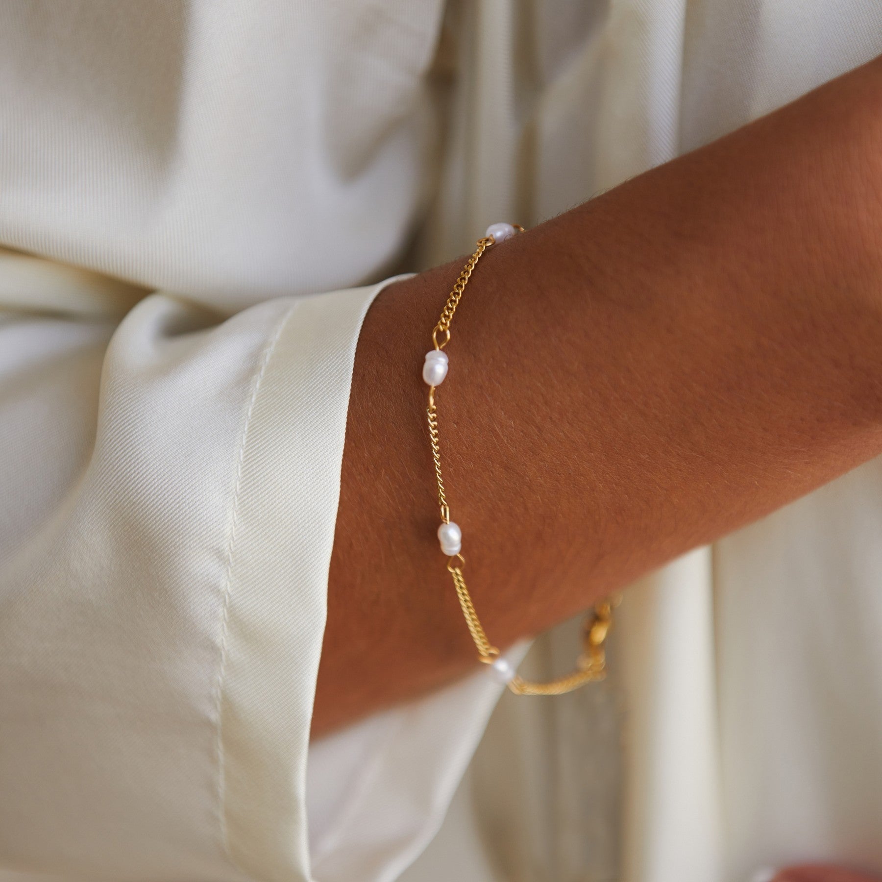 Amara - Bracelet avec perles d'eau douce