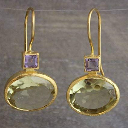 Lucinia - Vintage Gold Earrings with Green Crystal