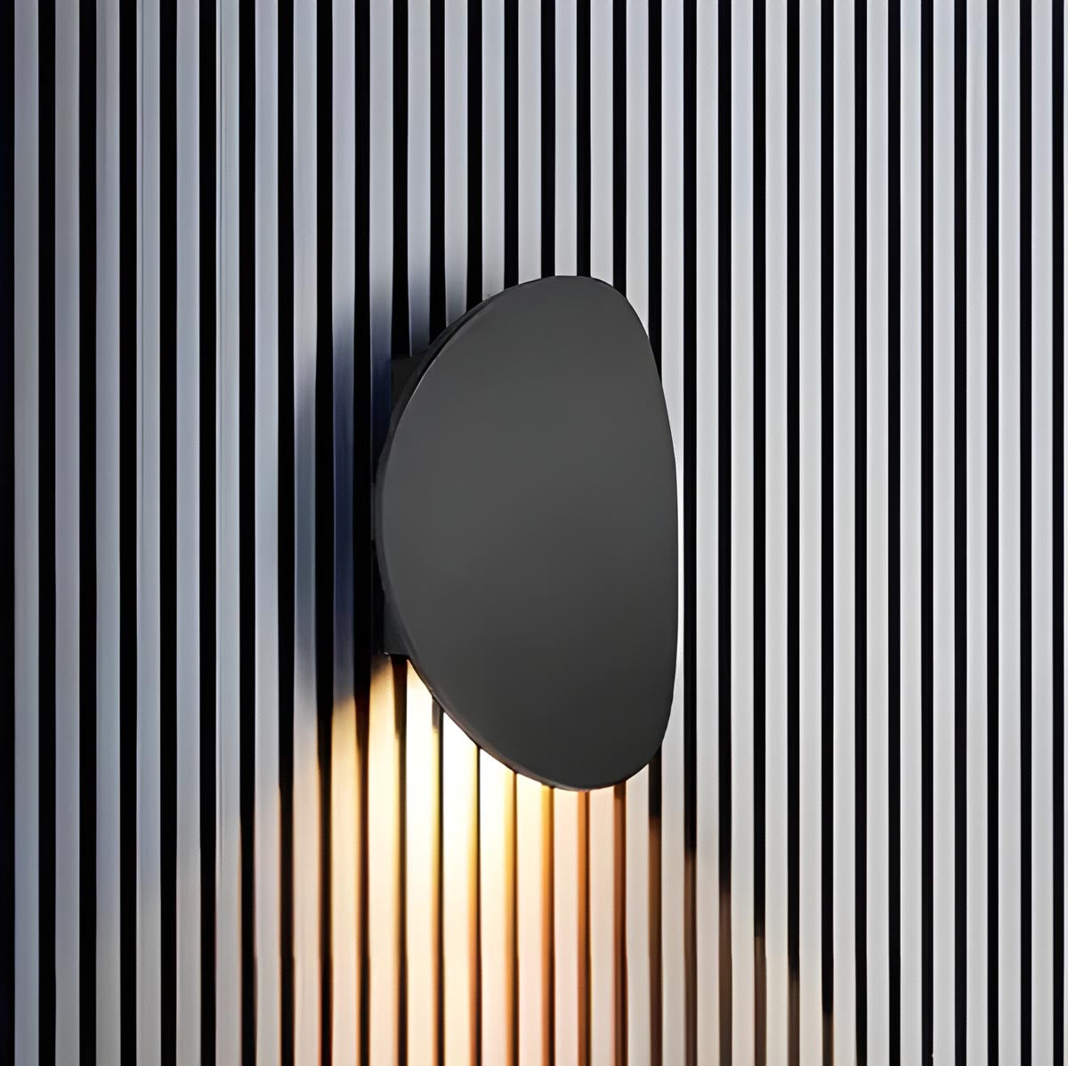 DuskGlow - Elegant Wall Sconce for Ambient Light
