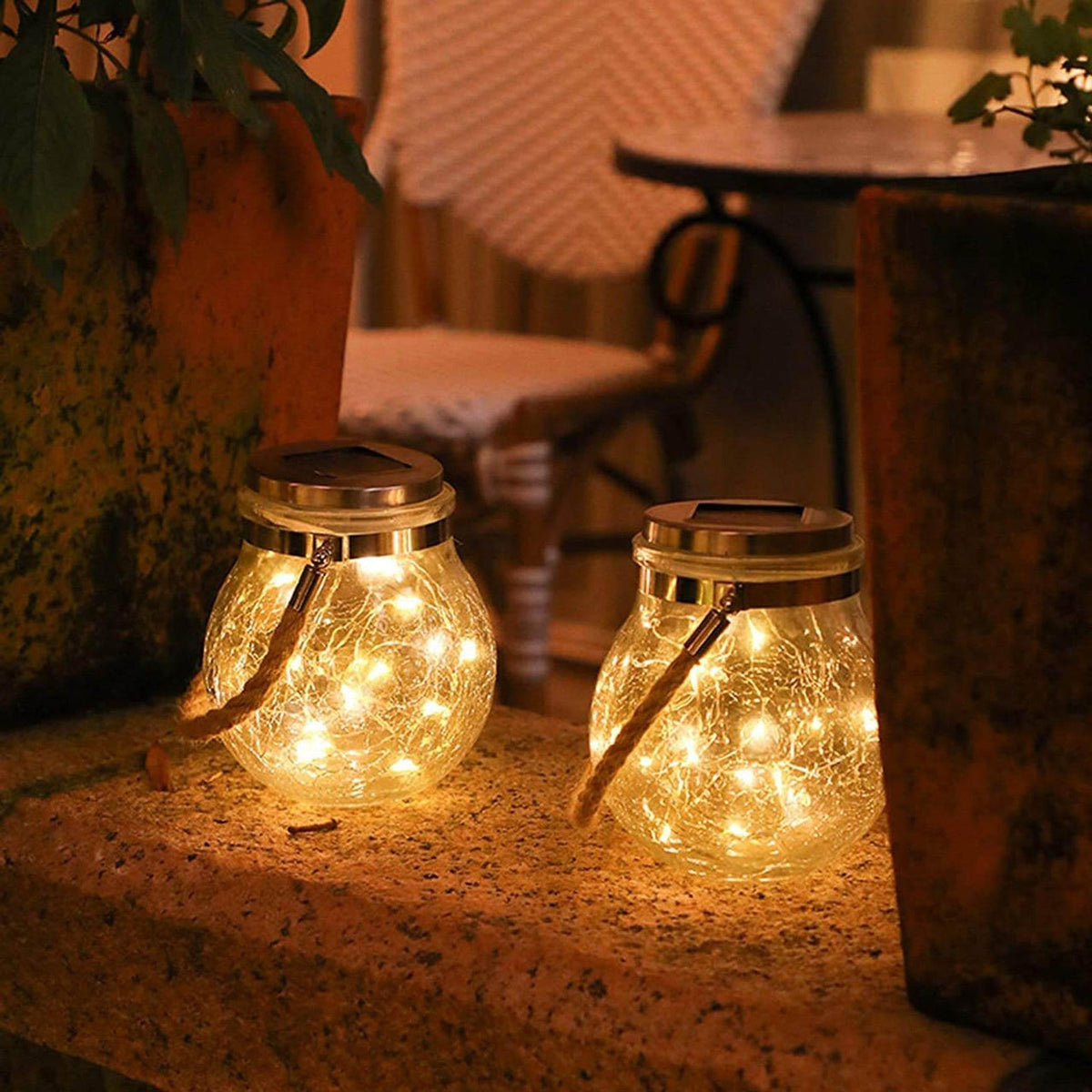 Kostrasol - Elegant Glass Outdoor Solar Lamp