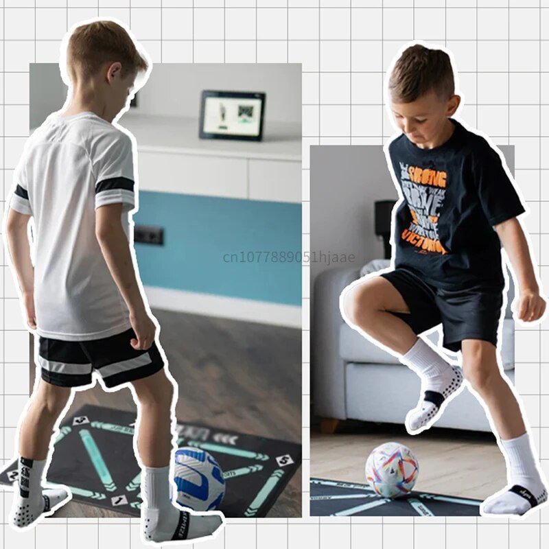 Junior Soccer Skills Coach Mat - Kids' Football Training Mat