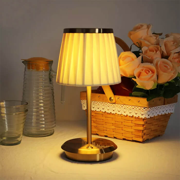 DreamDrape - Cordless Gold Table Lamp with Three Brightness Levels