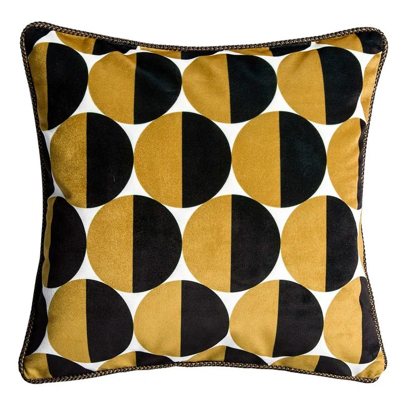 CressVelor - Royal Bee Golden Velvet Cushion Cover