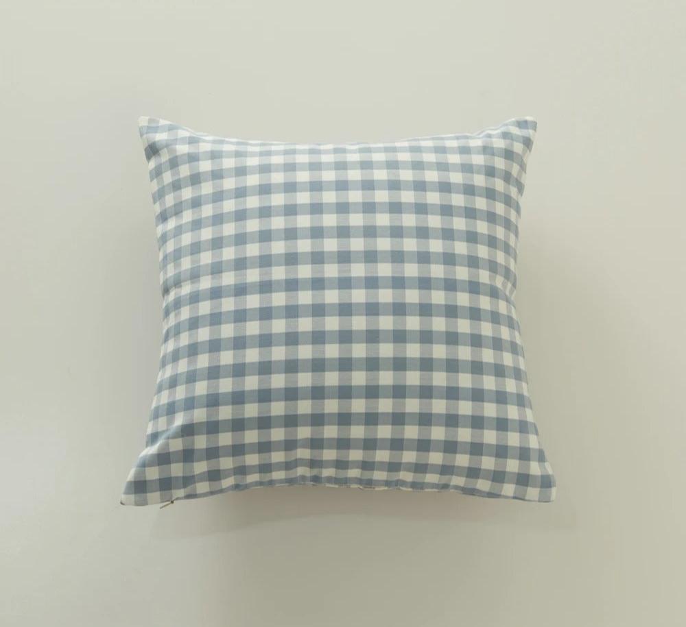 MarbreLuxe - Modern Striped Cushion Cover