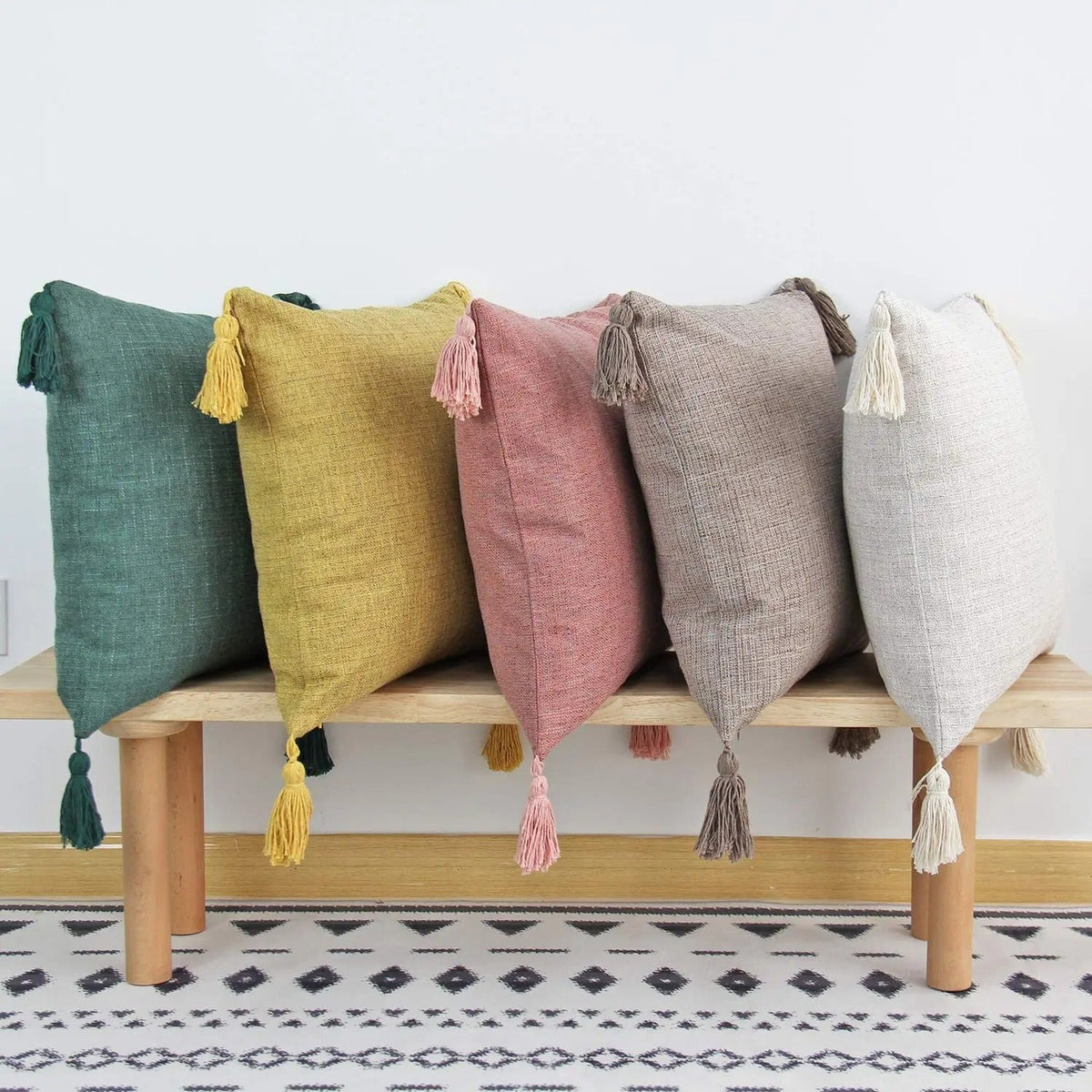 ImperialRest - Elegant Linen Pom-Pom Cushion Cover
