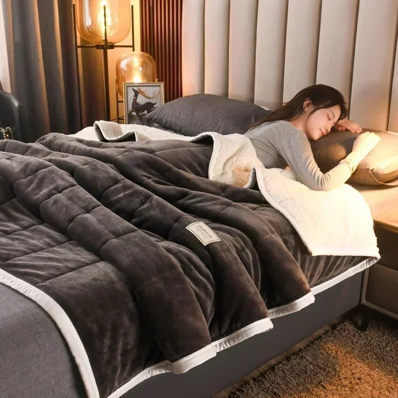 CoralLuxe - Thick Ultra-Soft Fleece Throw for Cold Nights
