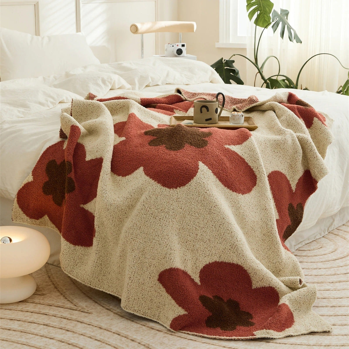 FloralSoft - Soft Warm Microfiber Throw with Floral Print