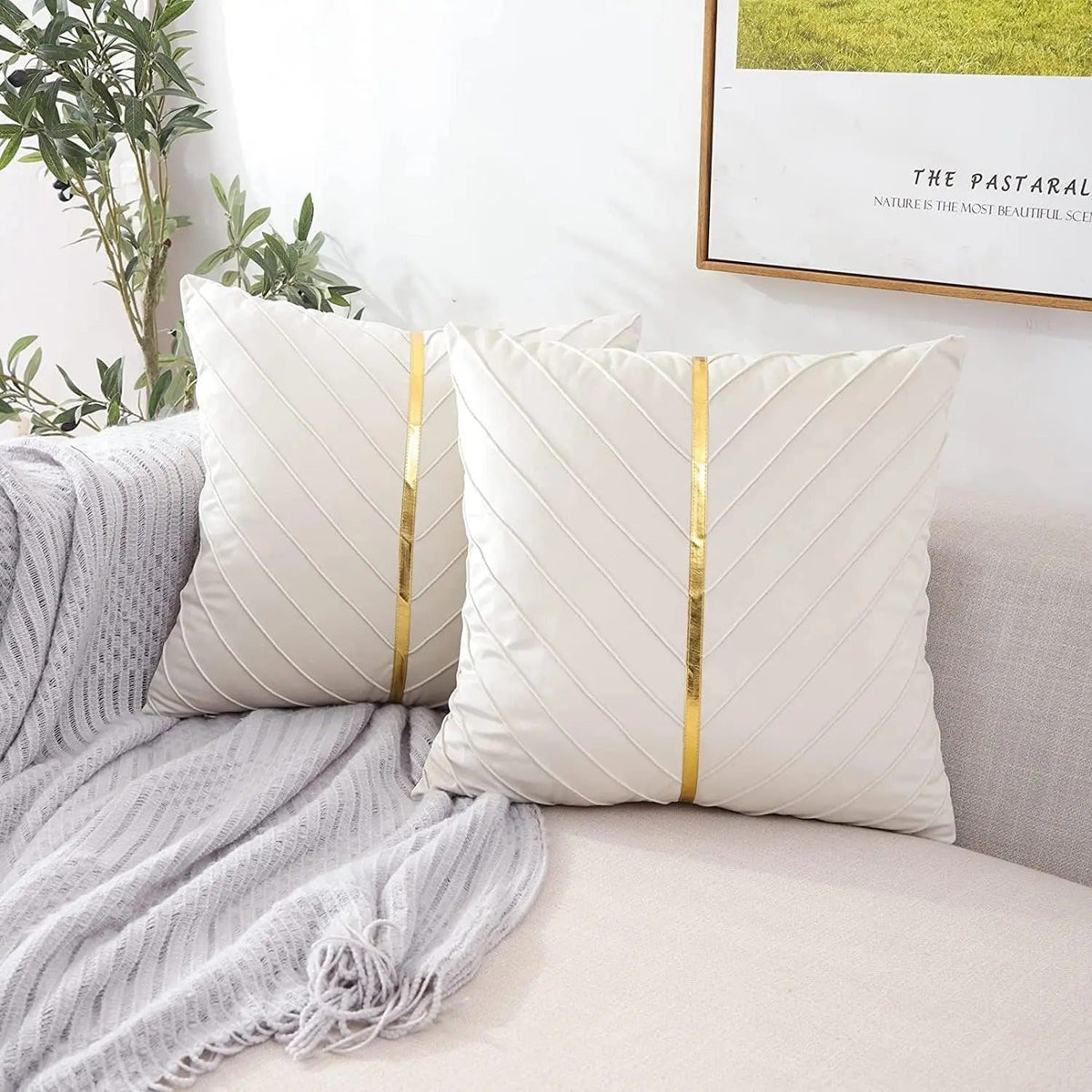 Noir Elegance - Velvet Cushion Cover with Gold Sequins