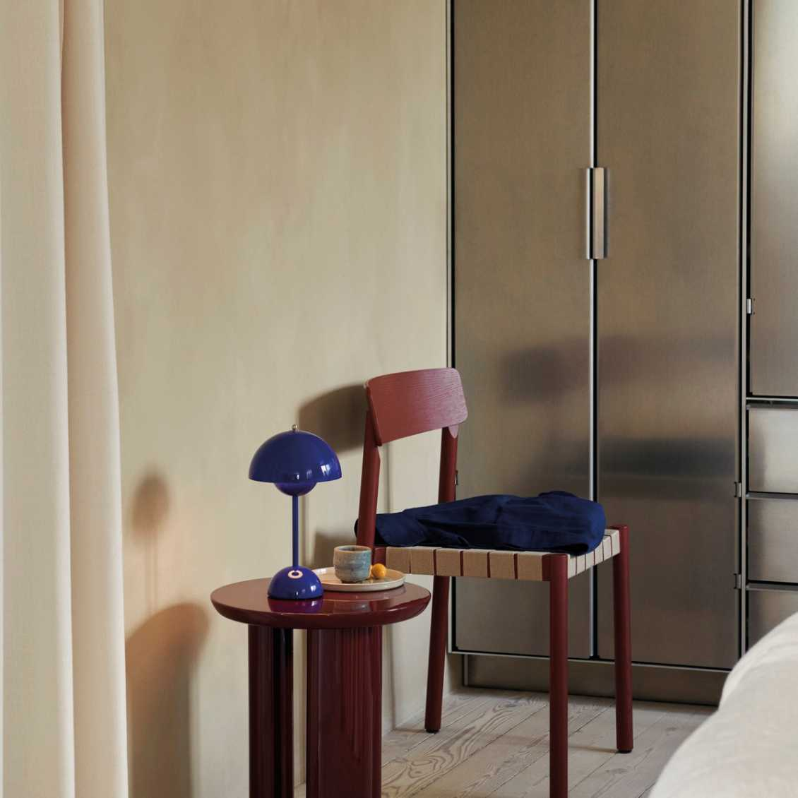 Luvara - Dimmable LED Table Lamp for Living Room and Bedroom