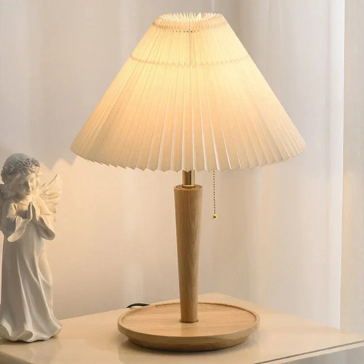 Woodly - Vintage Wood Table Lamp with Pleated Design