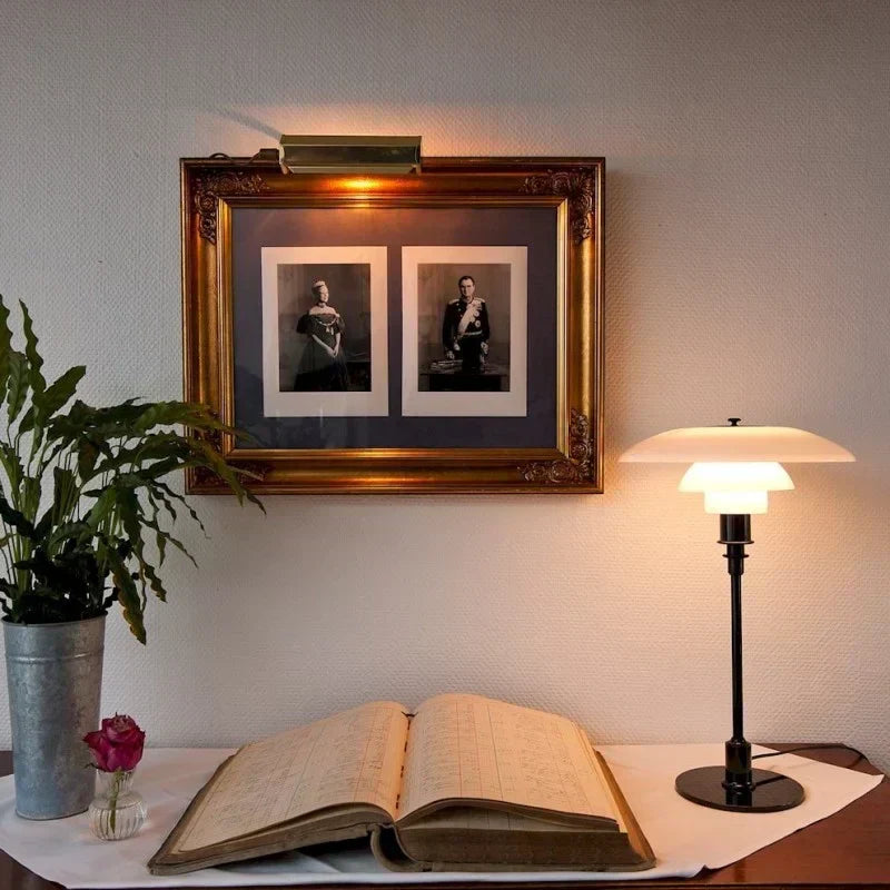 FusionLamp - Modern Table Lamp with Elegant Tiered Design