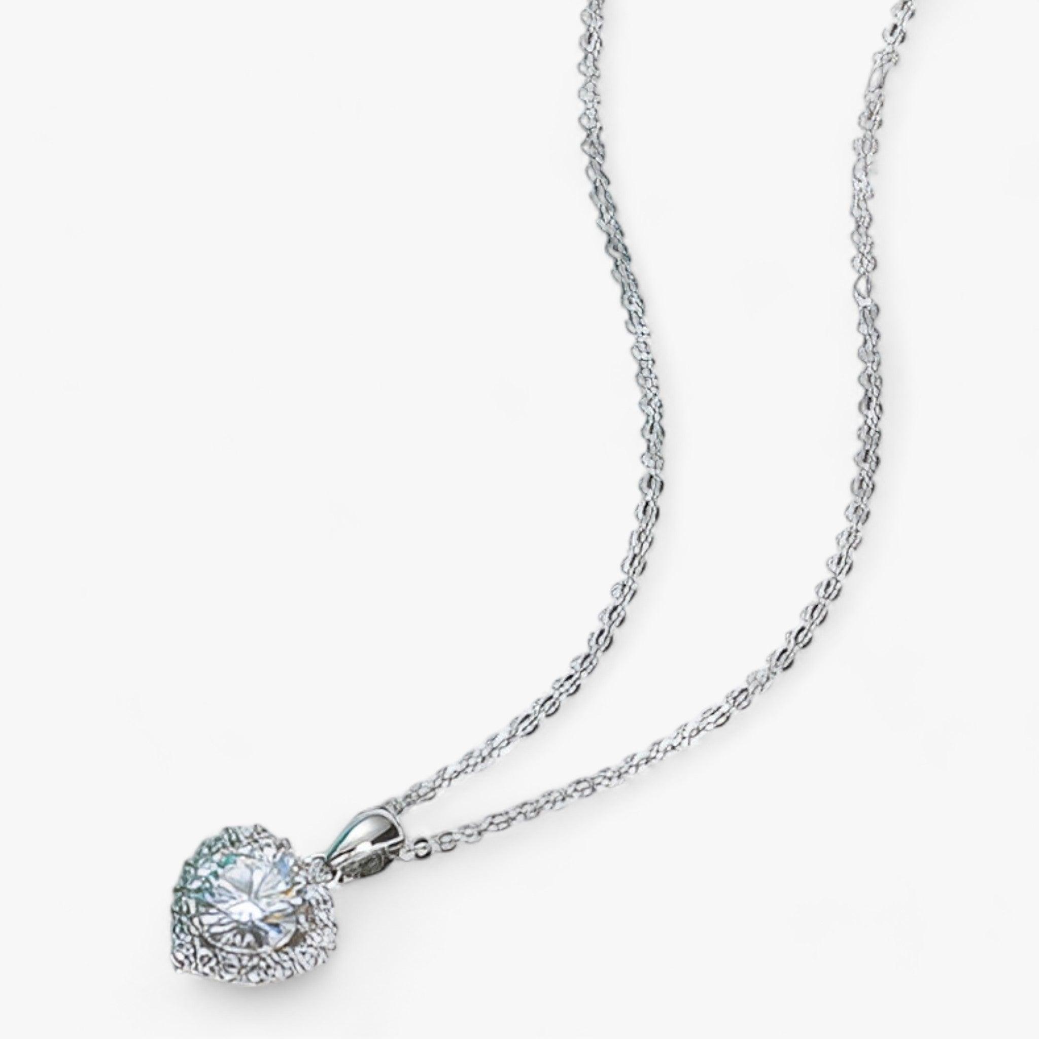 Amouria - Moissanite Heart Pendant Necklace