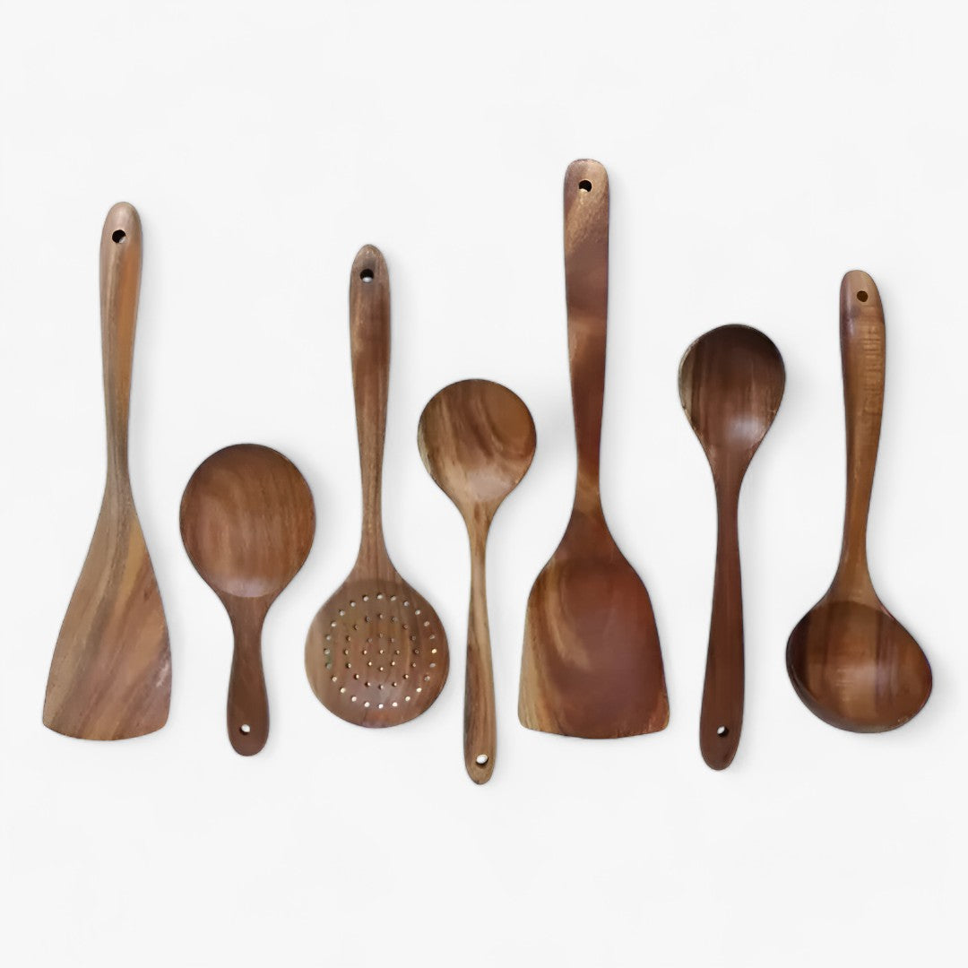 Innoware - Wooden Kitchen Utensil Set with 7 Elegant Pieces for Everyday Cooking
