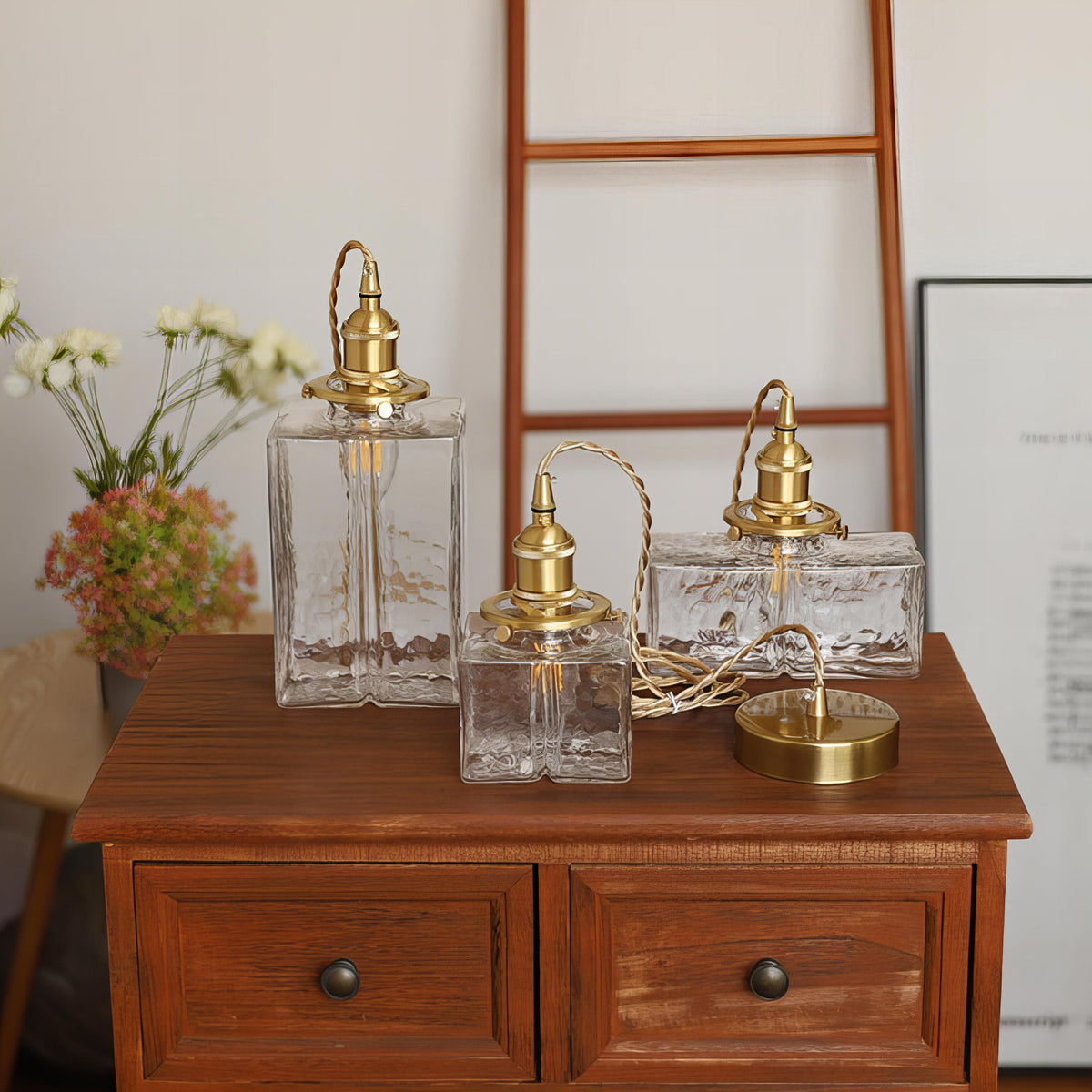 Lumière Light - Elegant Pendant Light with Gold Cable