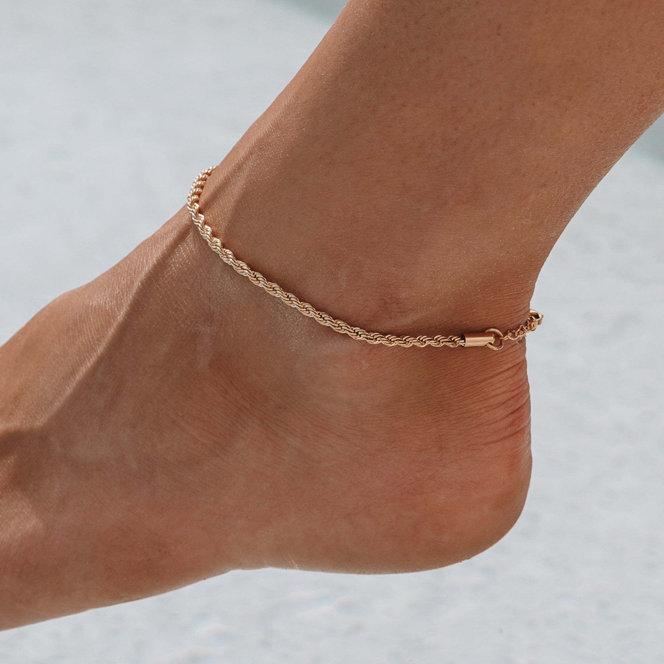 Lisa - Bracelet de cheville minimaliste élégant