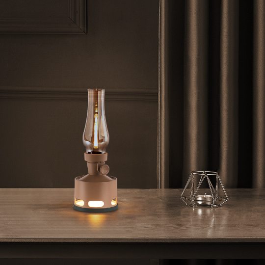 NostalgiaLamp - Vintage LED Lantern for Cozy Evenings