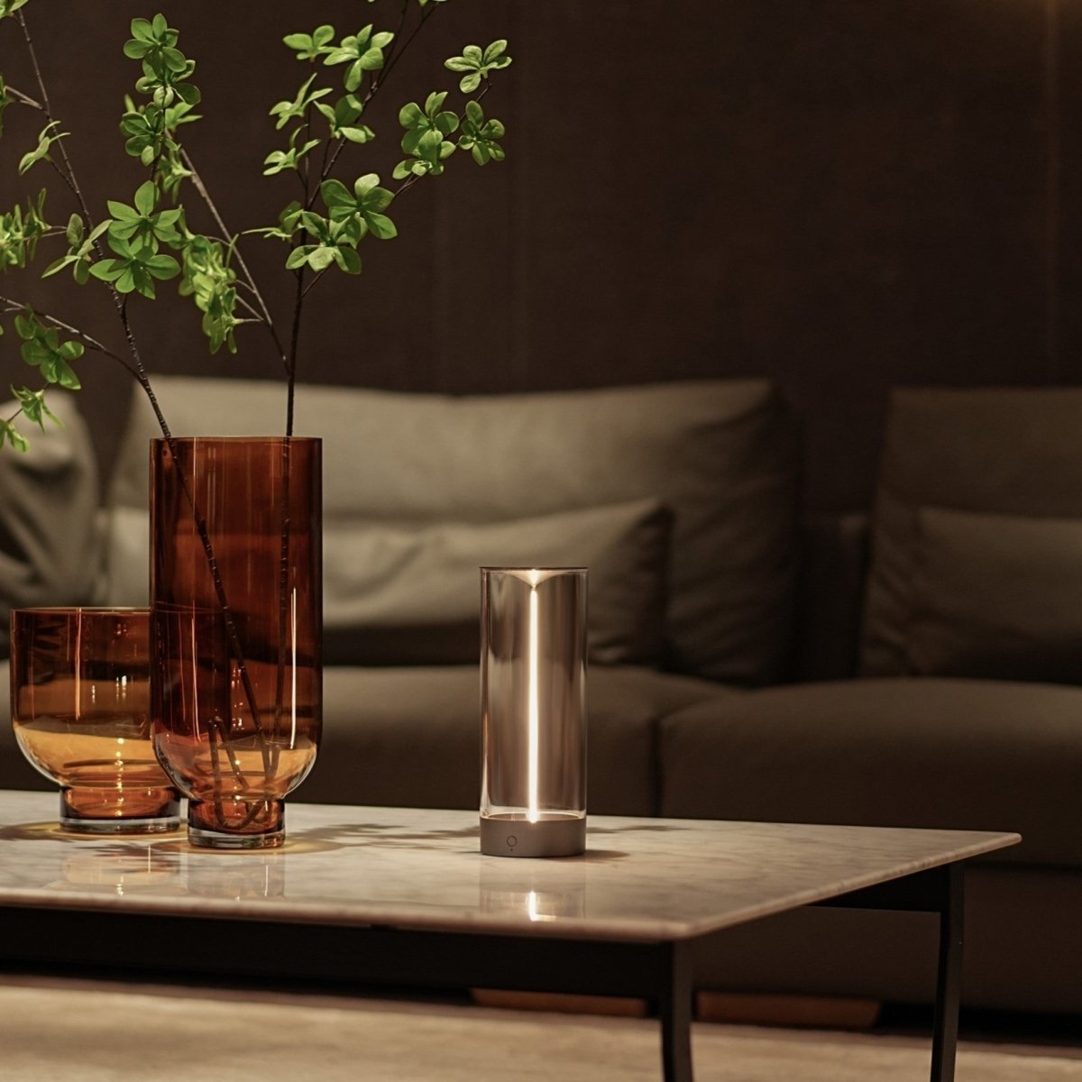 Curvatta - Elegant Dimmable Cordless Table Lamp