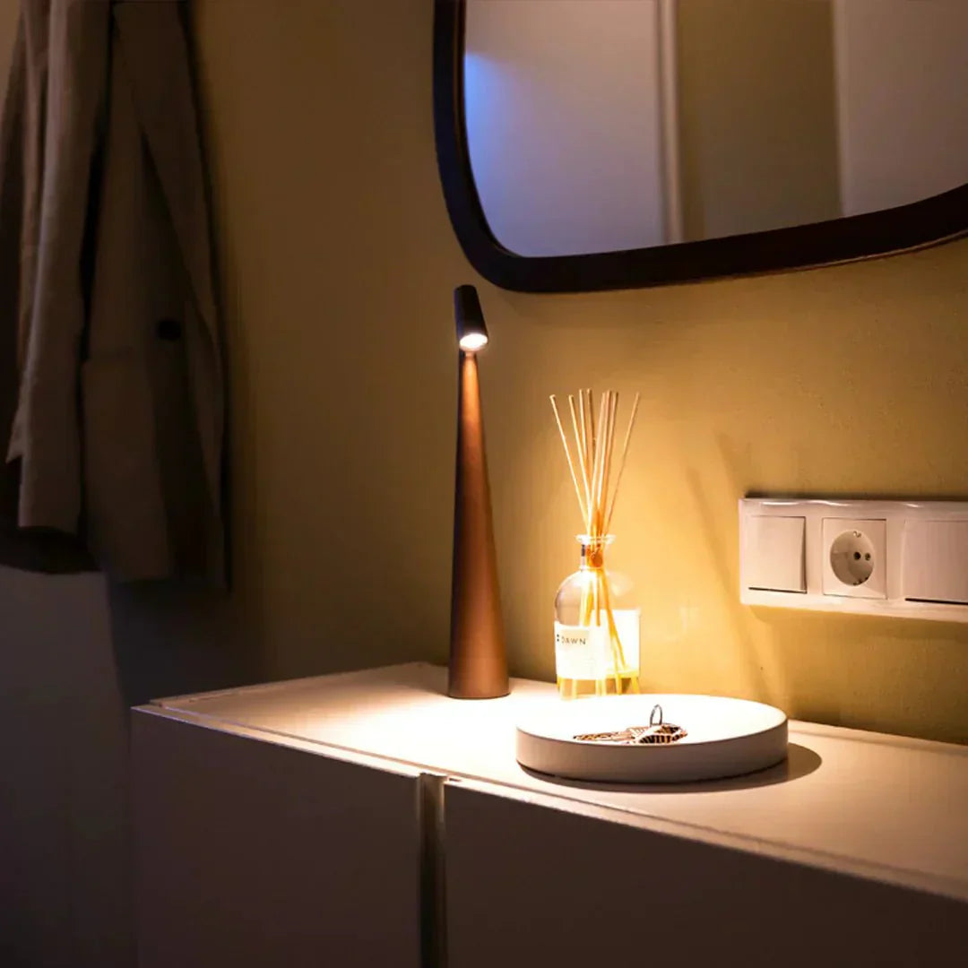Spark Touch - Cordless Table Lamp with Adjustable Brightness