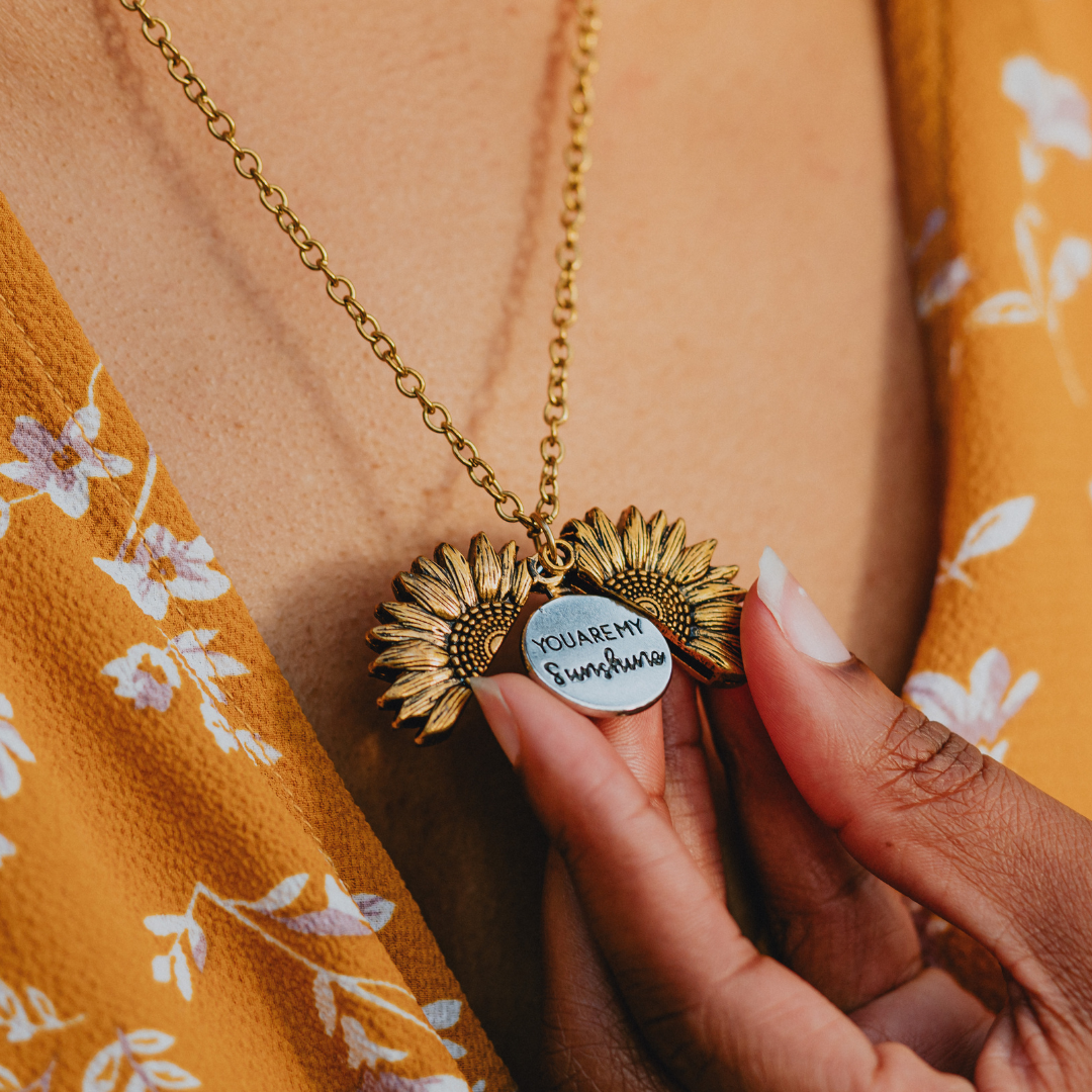 Solara - Collier pendentif tournesol élégant