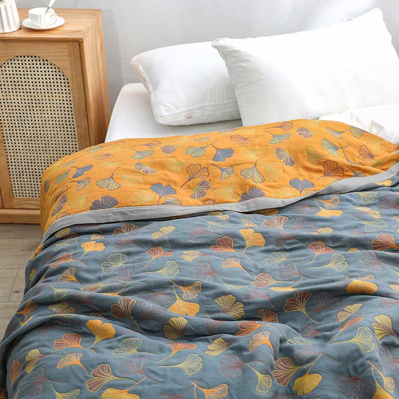 Unfolia - Reversible Soft Cotton Bedspread with Leaf Pattern