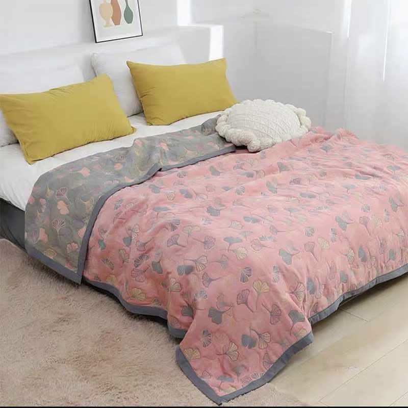 ArborNest - Luxurious Combed Cotton Duvet with Leaf Pattern
