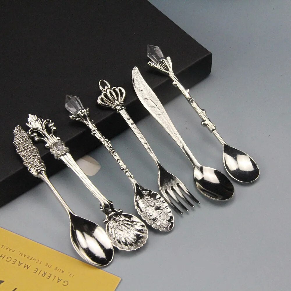 GildCraft - Vintage Engraved Coffee Spoon with Retro Charm