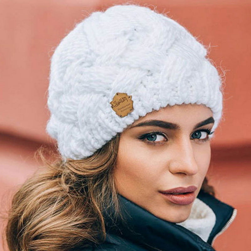 CozyKnit - Trendy Knitted Beanie in 7 Winter Colours
