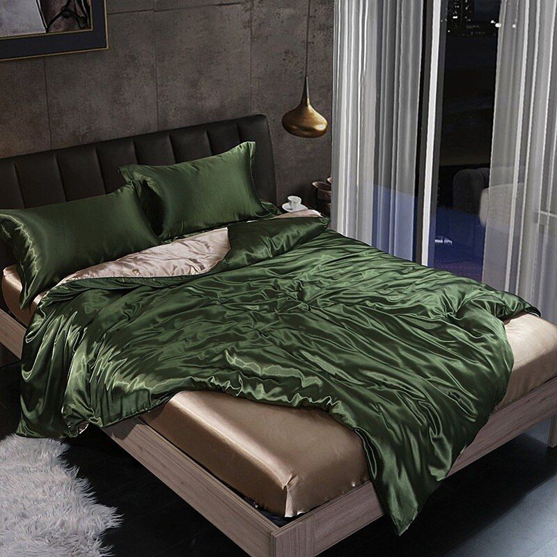 SoieEssence - Luxury 4-Piece Silk Bedding Set