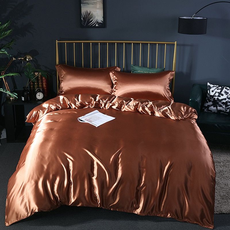 SoieEssence - Luxury 4-Piece Silk Bedding Set