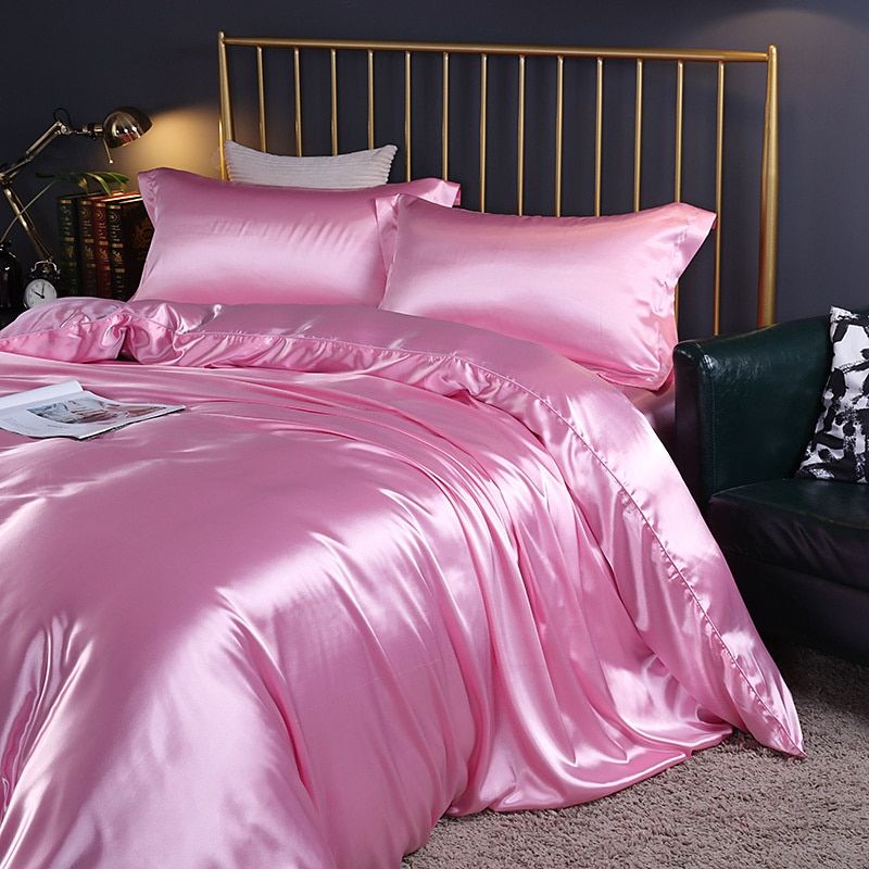 SoieEssence - Luxury 4-Piece Silk Bedding Set
